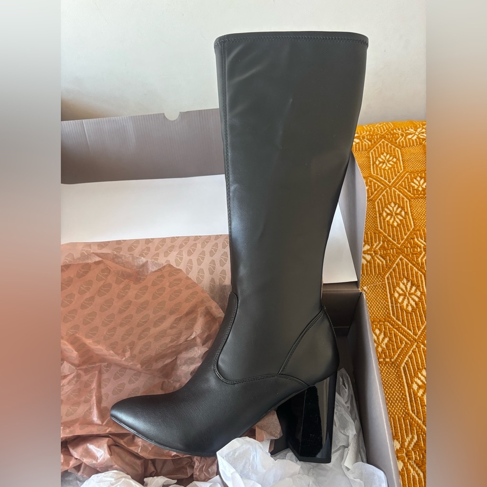 Elegant Black Knee-High Women's Franco Sarto Katherine Wide Calf Boots